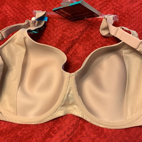 NWT BALI ULTRA LIGHT MINIMIZER 40DDD - Picture 2 of 11